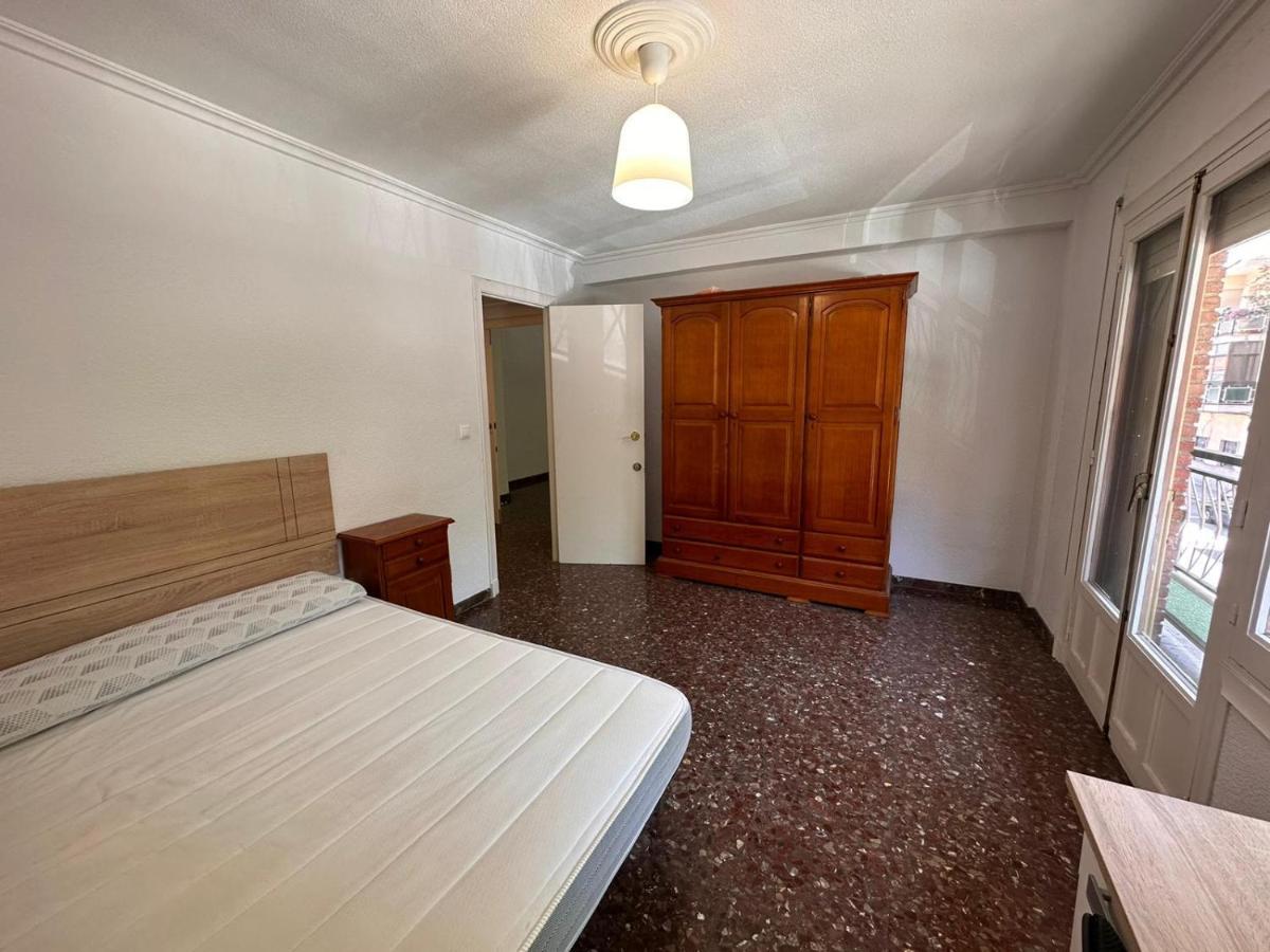 Piso 4 Dormitorios Centrico Con Gran Terraza San Juan  Екстериор снимка