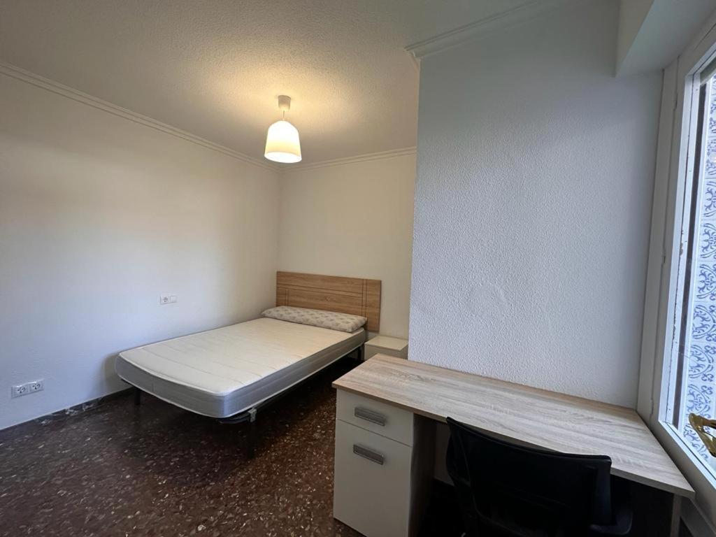 Piso 4 Dormitorios Centrico Con Gran Terraza San Juan  Екстериор снимка