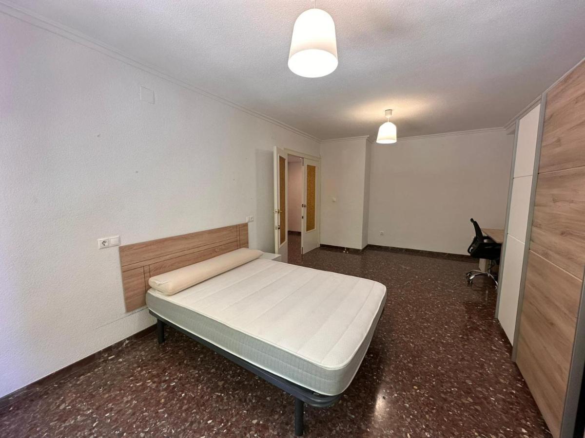 Piso 4 Dormitorios Centrico Con Gran Terraza San Juan  Екстериор снимка